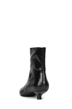 CANDID -Outlet Elevated Steps Store candid st 532903