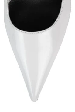 Strategy CREATIVE -Outlet Elevated Steps Store creative strategy 951244