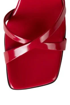 Strategy EMERGE -Outlet Elevated Steps Store emerge jeffrey campbell 759248