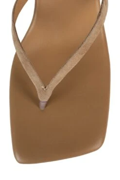 FUSED-NB -Outlet Elevated Steps Store fused nb yyh 492215