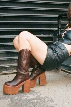 GRAVEYARD -Outlet Elevated Steps Store graveyard knee high boot jeffrey campbell 637655