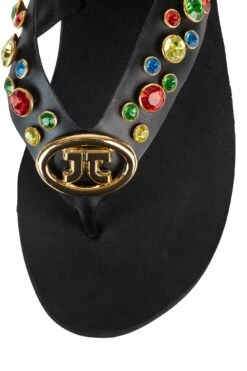 ICONICS -Outlet Elevated Steps Store iconics jeffrey campbell 454971