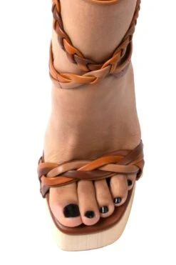 MAZES -Outlet Elevated Steps Store mazes jeffrey campbell 673141