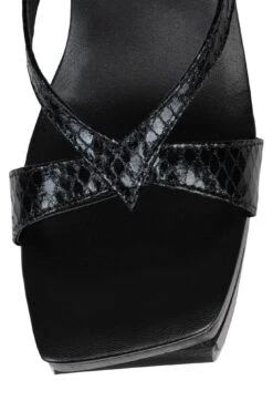 MISCHIEF -Outlet Elevated Steps Store mischief jeffrey campbell 570203