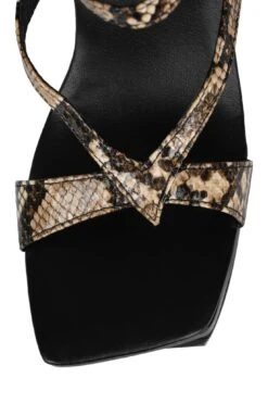 MISCHIEF -Outlet Elevated Steps Store mischief jeffrey campbell 958961