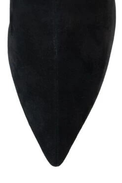 PROUD -Outlet Elevated Steps Store proud st 514623