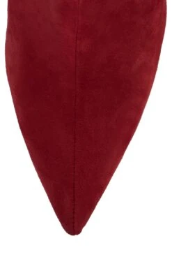 PROUD -Outlet Elevated Steps Store proud st 559278