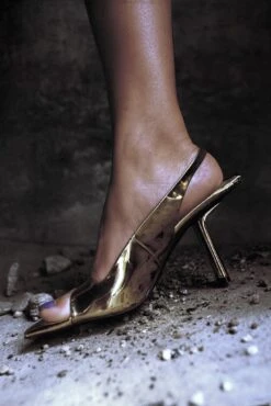 SURREALIST -Outlet Elevated Steps Store surrealist heeled sandal jeffrey campbell 609911