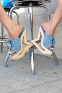 TRAPEZOID -Outlet Elevated Steps Store trapezoid platform sandal dv 704739